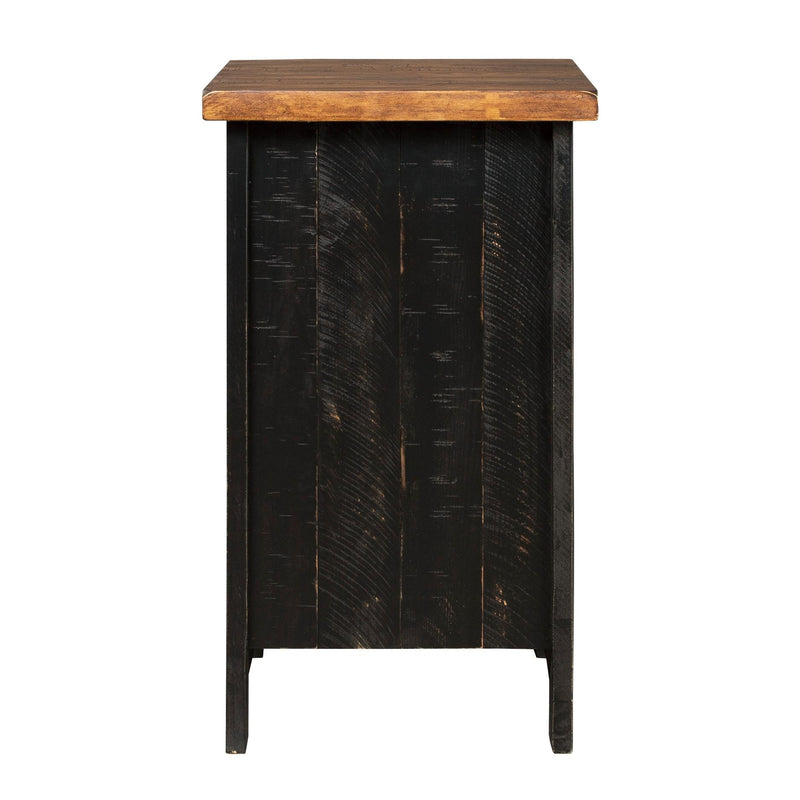 Signature Design by Ashley Valebeck End Table T468-7 IMAGE 5
